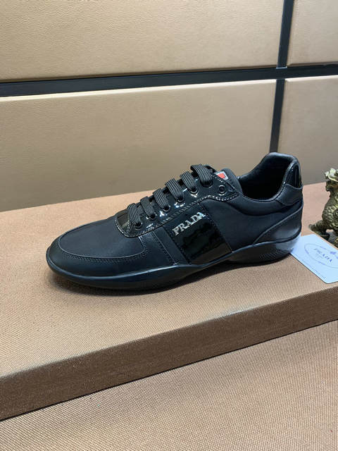 men prada shoes-257